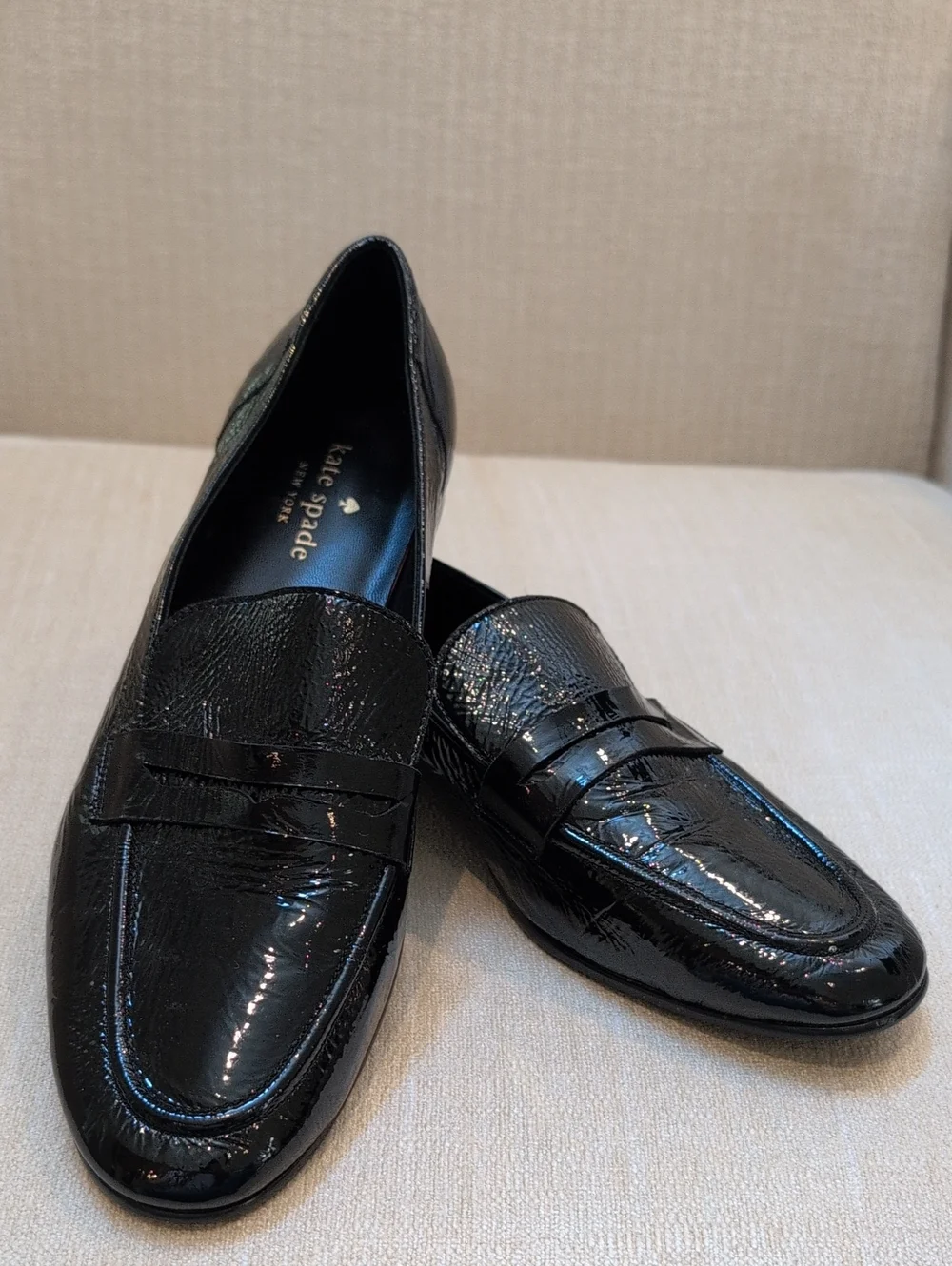 Kate Spade New York Black Crinkle Patent Leather Loafers Size 8.5 Preppy Shoes